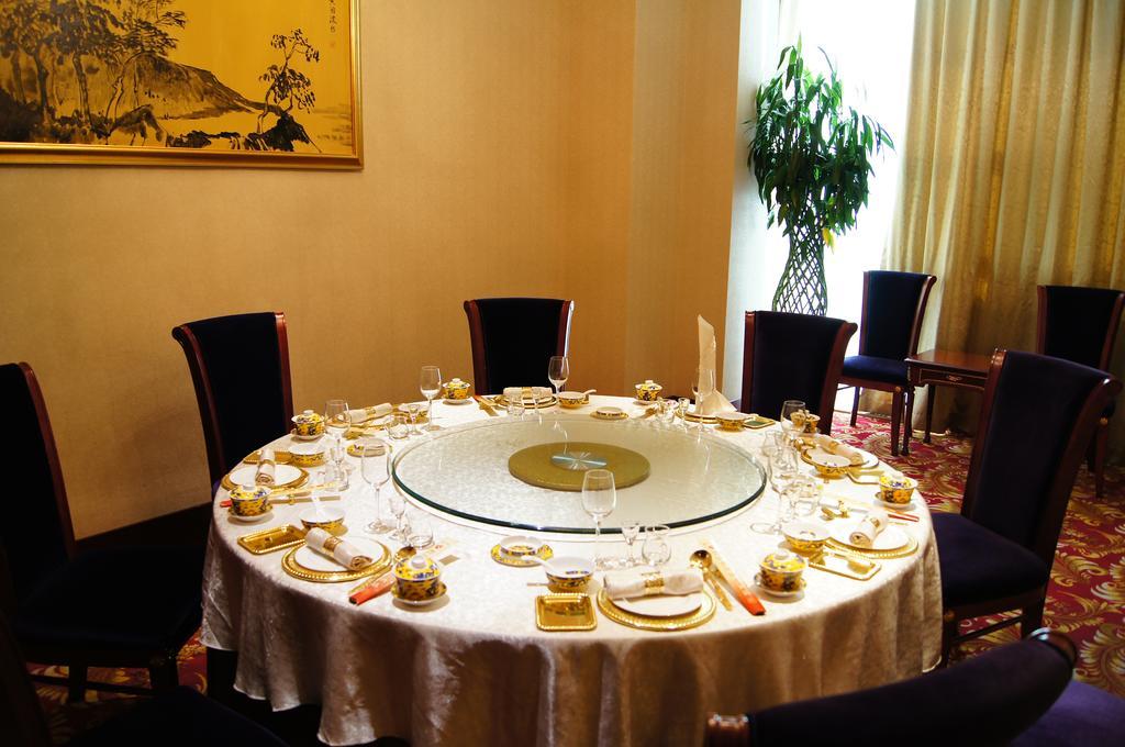 Fuxing Oriental Boutique Hotel Xích Phong Ngoại thất bức ảnh