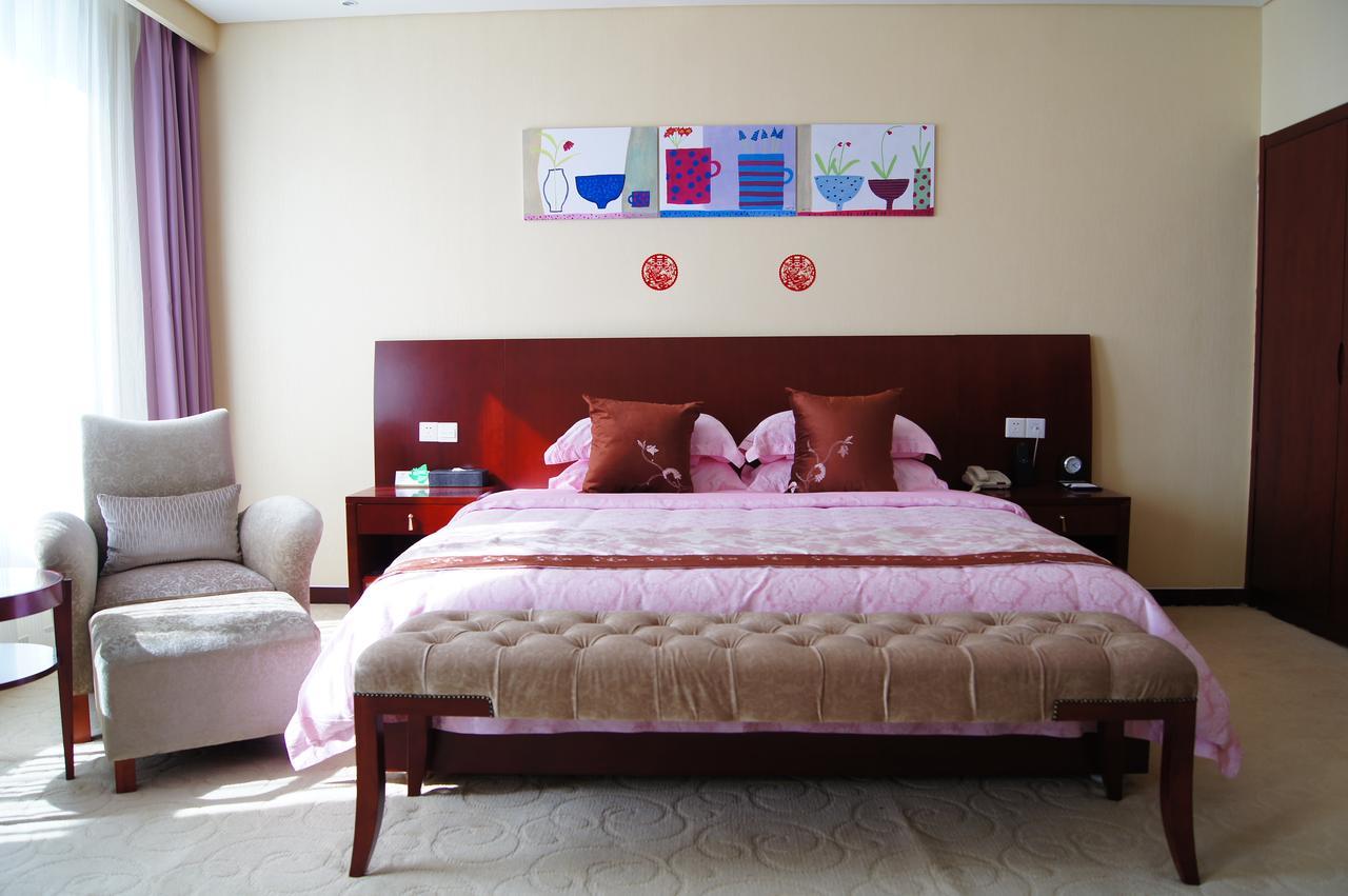Fuxing Oriental Boutique Hotel Xích Phong Phòng bức ảnh