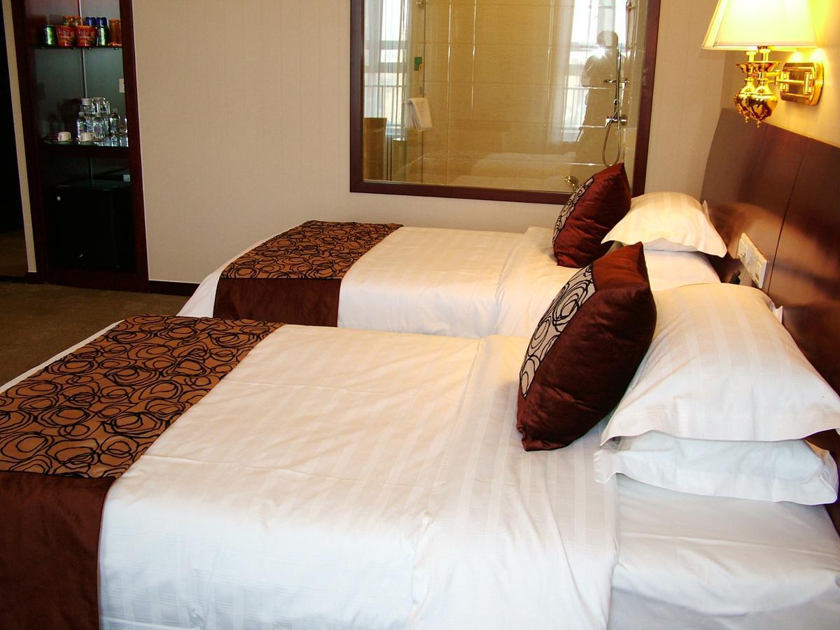 Fuxing Oriental Boutique Hotel Xích Phong Phòng bức ảnh