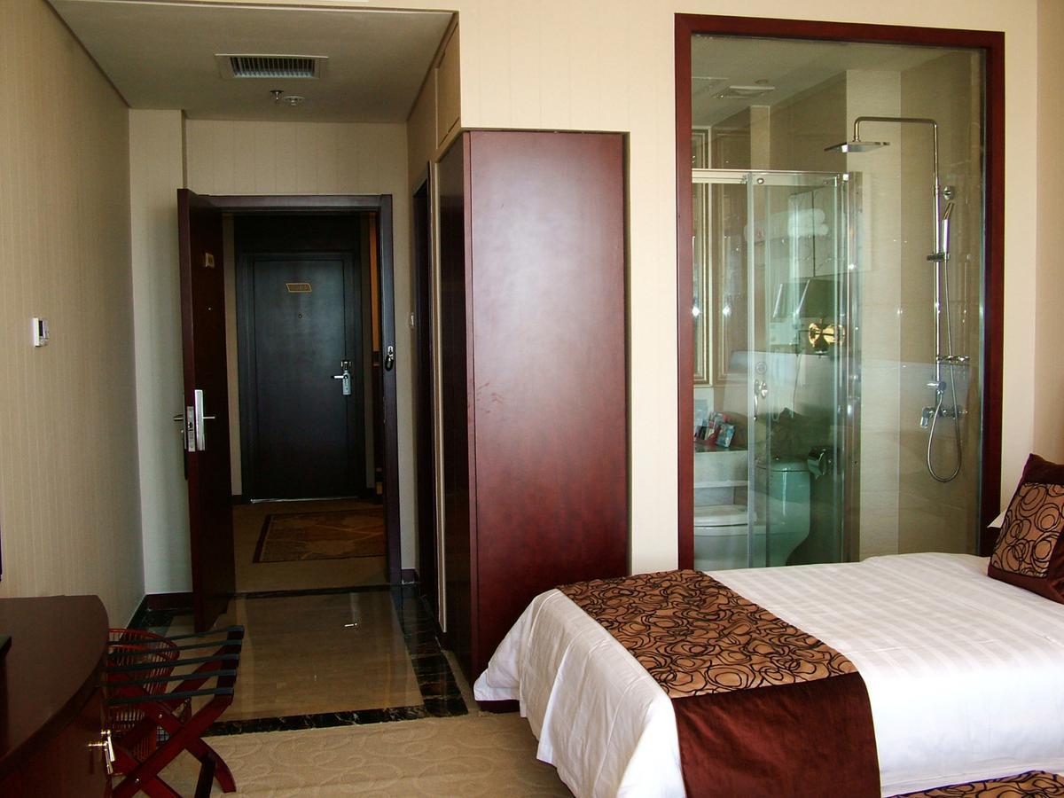 Fuxing Oriental Boutique Hotel Xích Phong Phòng bức ảnh
